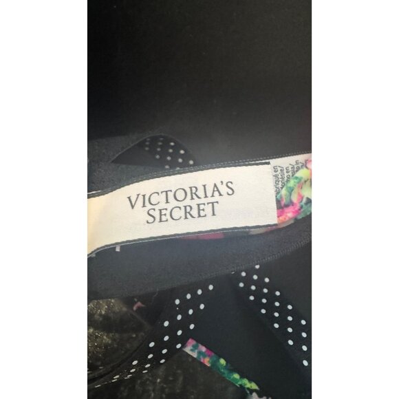 2/$30 Victorias Secret 36DD Floral Push-Up Bra Dainty Black Pink & Green Flowers - Picture 4 of 11
